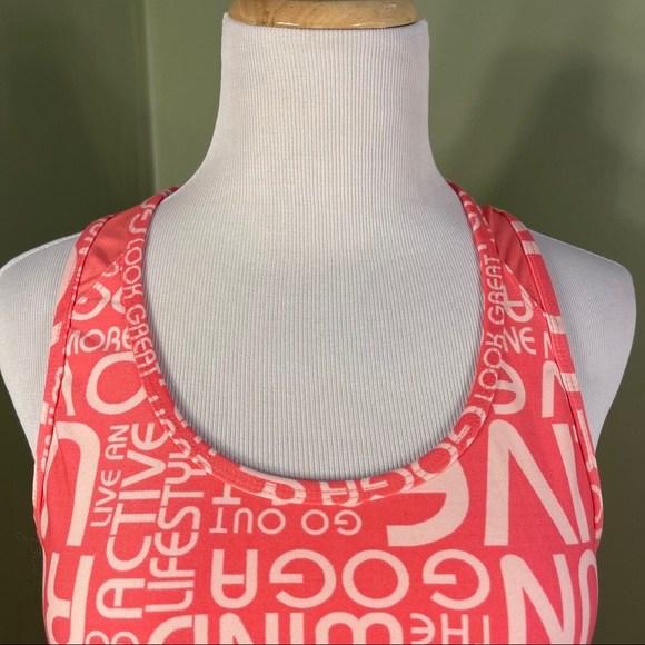 L Old Navy tank top - Picture 2 of 8